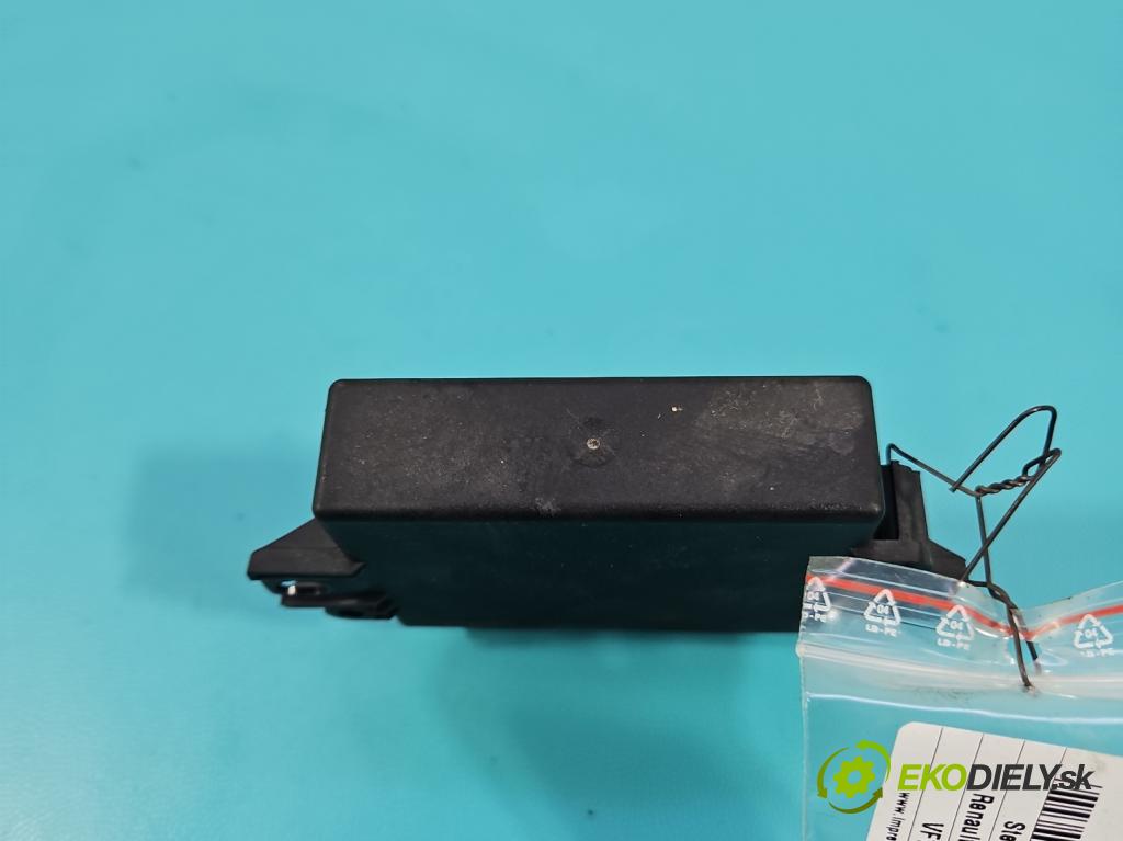 Renault Megane III 2008-2016 2.0 Tce 179KM manual 132 kW 1998 cm3 5- řídící jednotka parkování 259905694R