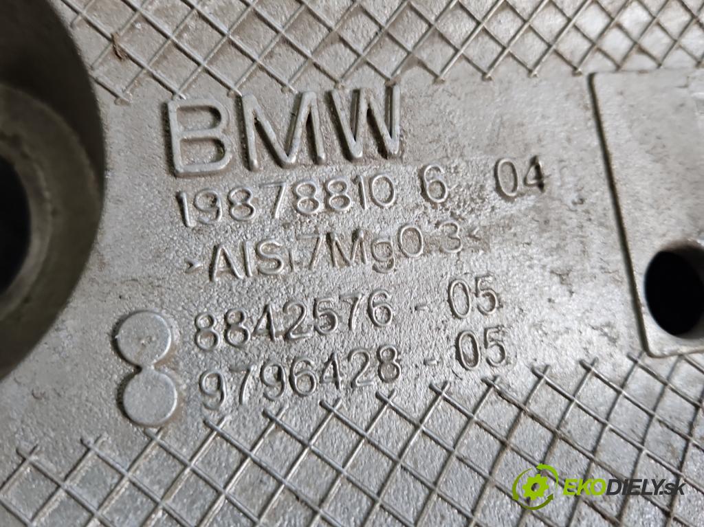 Bmw iX1 U11 0.0 elektrický: 272 HP automatic 200 kW 1 cm3 5- Upevnenie: 9796428