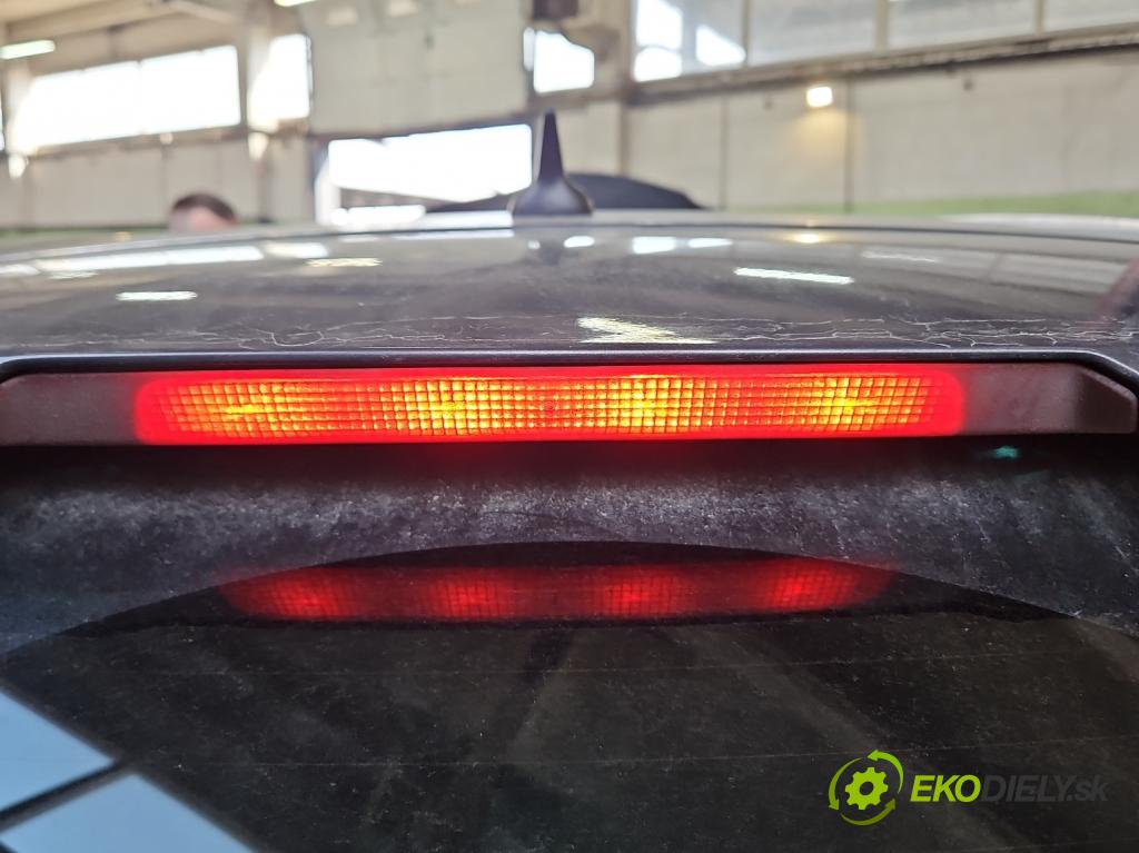 Opel Insignia A 2008-2017 2.0 cdti 160 HP manual 118 kW 1956 cm3 5- světlo: stop: 13226860