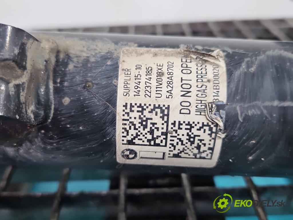 Bmw iX1 U11 0.0 elektrický: 272 HP automatic 200 kW 1 cm3 5- tlmič predné ľavý  (Kľučka dverí ostatné)