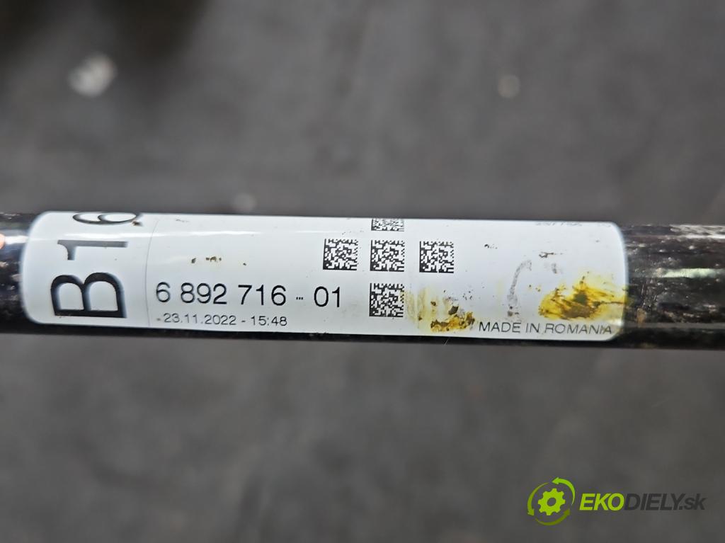 Bmw iX1 U11 0.0 elektrický: 272 HP automatic 200 kW 1 cm3 5- tyč stabilizatora 6892716 (Stabilizátor predný)