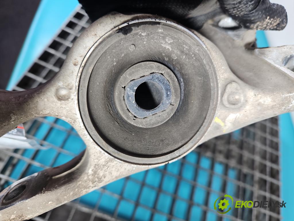 Bmw iX1 U11 0.0 elektrický: 272 HP automatic 200 kW 1 cm3 5- predné pravý 6894182 (Kľučka dverí ostatné)