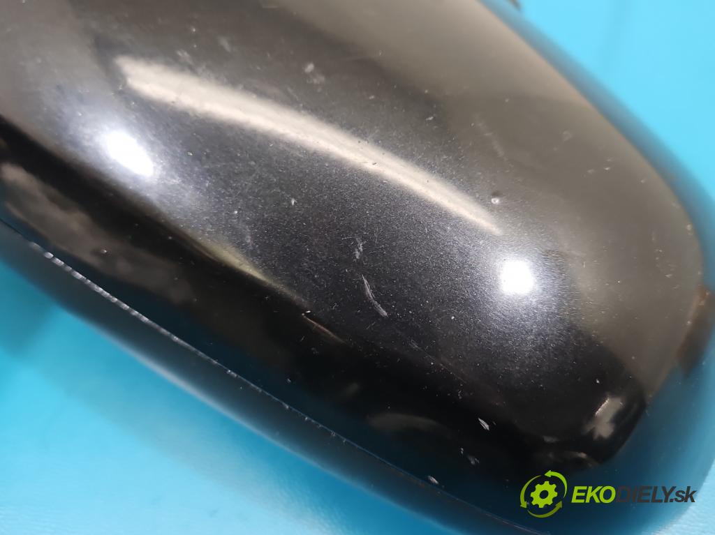 Audi A4 B7 2004-2008 3.0 tdi BKN: 204 hp automatic 150 kW 2967 cm3 5- zpětné zrcátko levé  (Klika dveří ostatní)