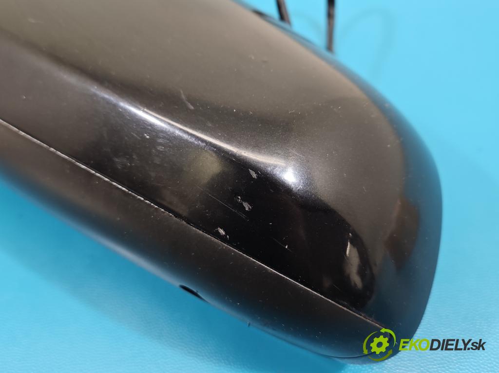 Audi A4 B7 2004-2008 3.0 tdi BKN: 204 hp automatic 150 kW 2967 cm3 5- zpětné zrcátko levé  (Klika dveří ostatní)