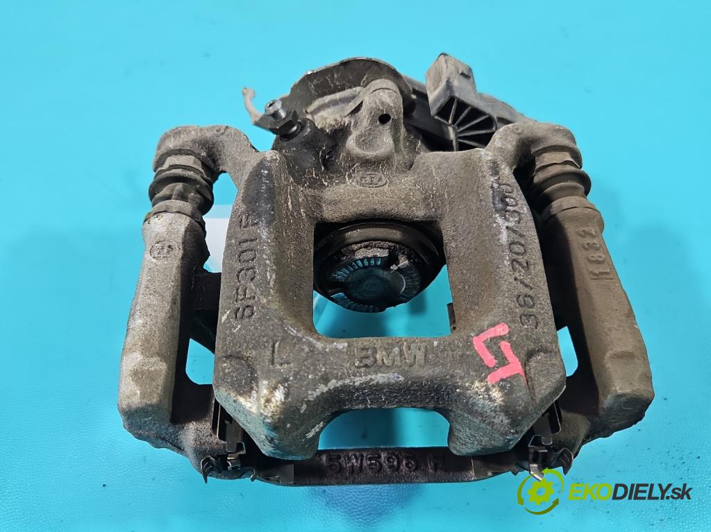 Bmw iX1 U11 0.0 elektrický: 272 HP automatic 200 kW 1 cm3 5- brzdič zadné ľavý 6891065 (Kľučka dverí ostatné)