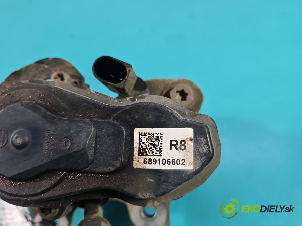 Bmw iX1 U11 0.0 elektrický: 272 HP automatic 200 kW 1 cm3 5- brzdič zadné pravý 6891066 (Kľučka dverí ostatné)