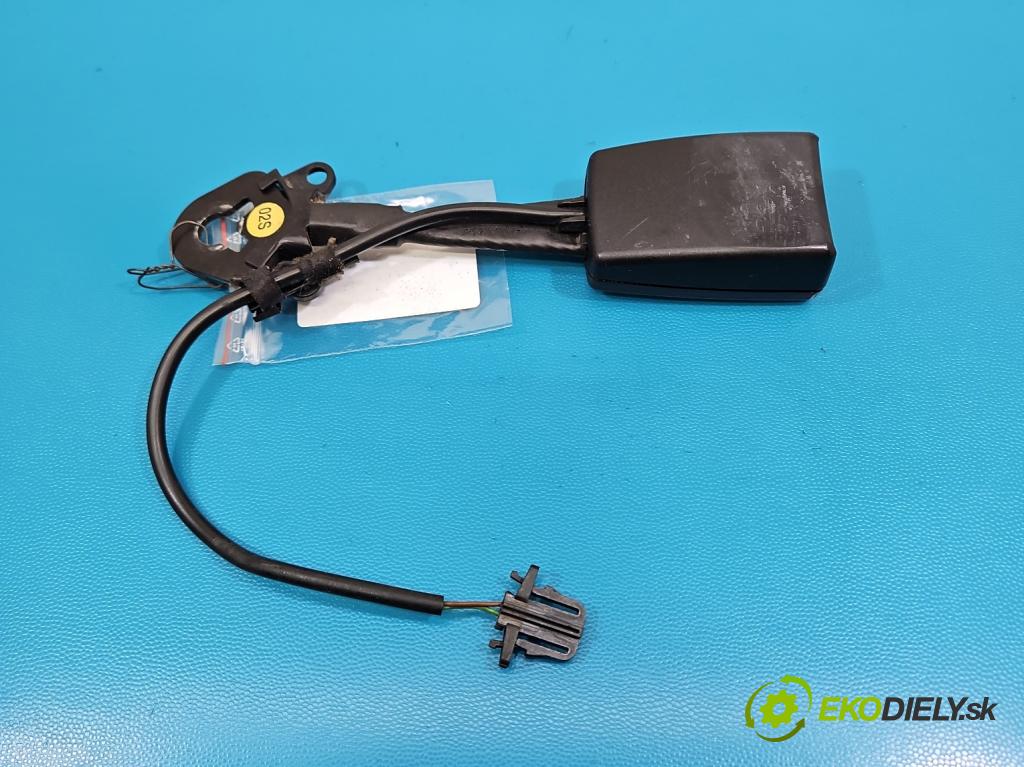 Audi A4 B7 2004-2008 3.0 tdi BKN: 204 HP automatic 150 kW 2967 cm3 5- pas bezpečnosť: predné ľavý 8E0857755G