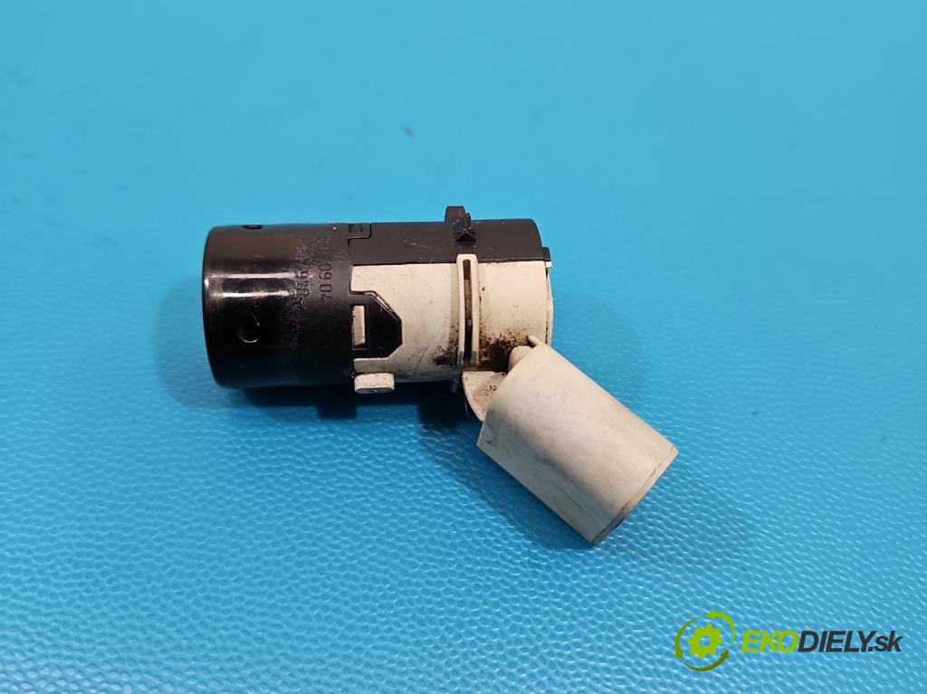 Audi A4 B7 2004-2008 3.0 tdi BKN: 204 hp automatic 150 kW 2967 cm3 5- snímač parkování 7H0919275A