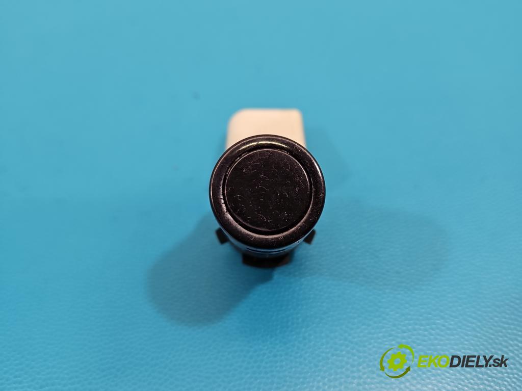 Audi A4 B7 2004-2008 3.0 tdi BKN: 204 hp automatic 150 kW 2967 cm3 5- snímač parkování 7H0919275A