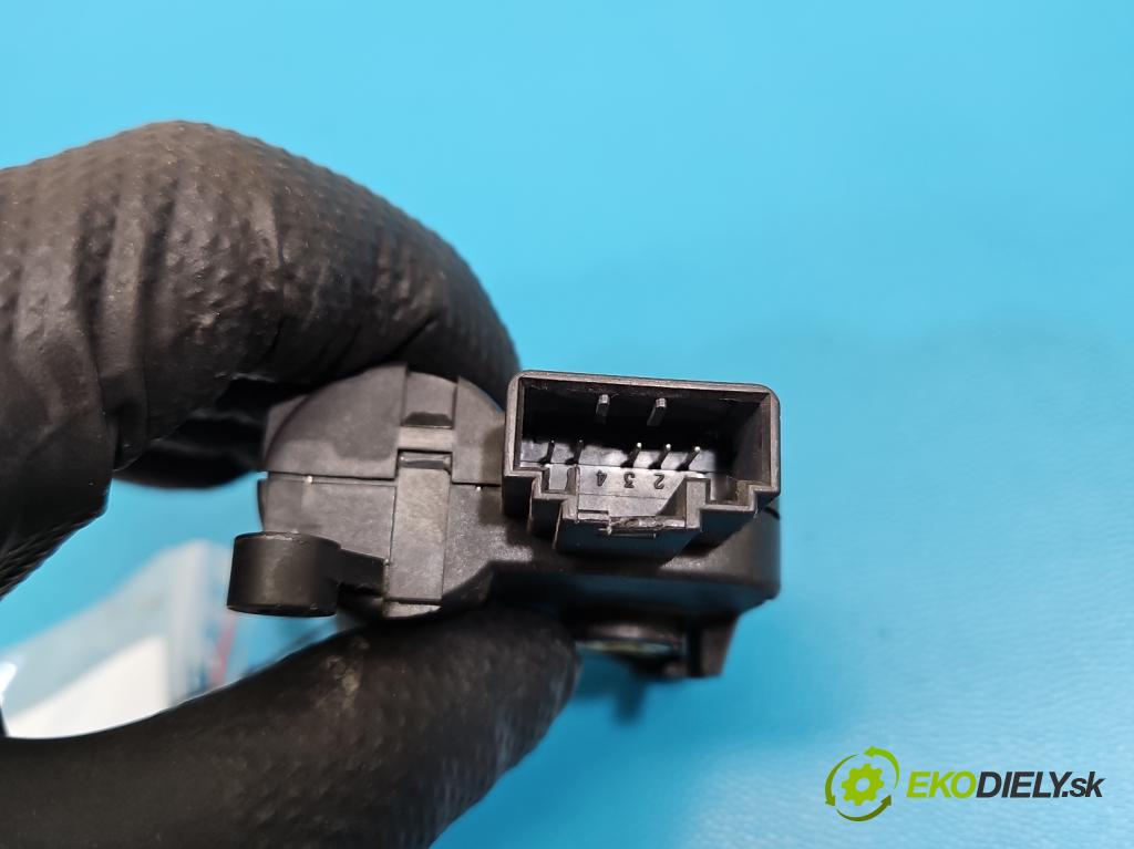 Audi A4 B7 2004-2008 3.0 tdi BKN: 204 HP automatic 150 kW 2967 cm3 5- motor: kúrenia 0132801300