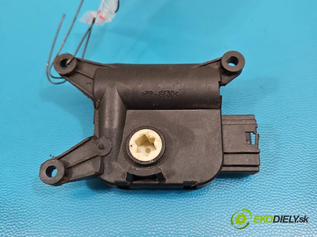 Audi A4 B7 2004-2008 3.0 tdi BKN: 204 HP automatic 150 kW 2967 cm3 5- motor: kúrenia 0132801300