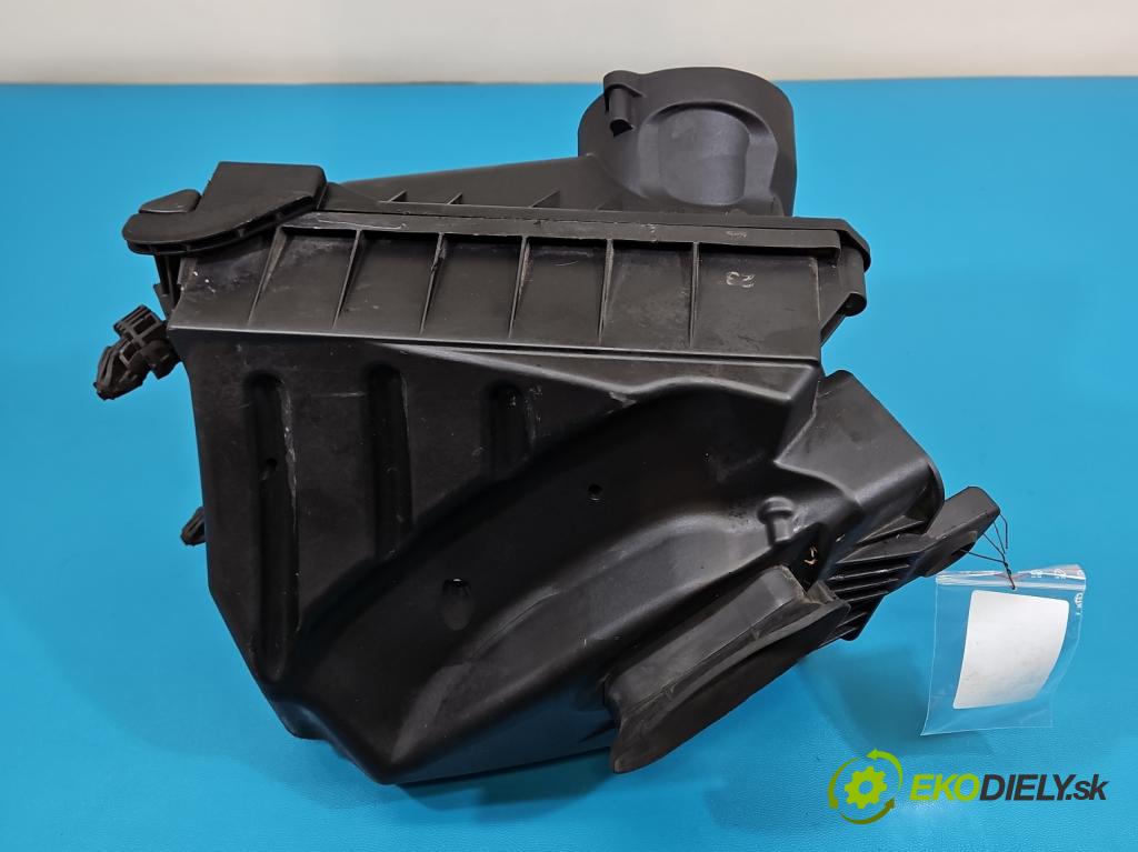 Audi A4 B7 2004-2008 3.0 tdi BKN: 204 hp automatic 150 kW 2967 cm3 5- obal filtra vzduchu 06C133843 (Kryt vzduchového filtru)