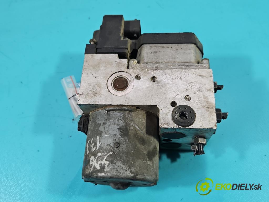 Vw Passat B5 1995-2005 1.9 tdi 116 HP manual 85 kW 1896 cm3 4- čerpadlo abs 0273004358 (Pumpa ABS)