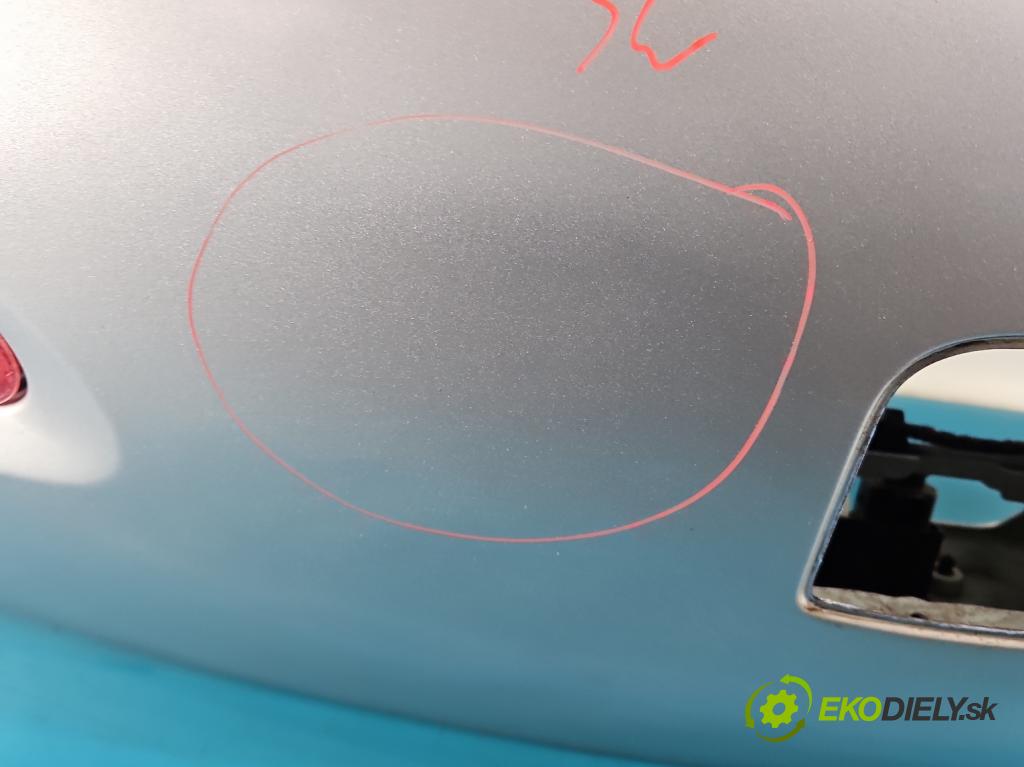 Seat Leon II 2005-2012 1.6 SR 102 HP manual 75 kW 1595 cm3 5- zadna kufor  (Kapota zadná (kufor))