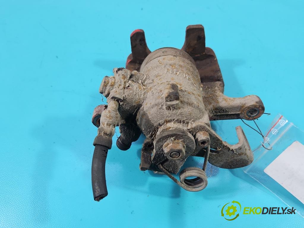 Audi A4 B7 2004-2008 3.0 tdi BKN: 204 HP automatic 150 kW 2967 cm3 5- brzdič zadné ľavý  (Kľučka dverí ostatné)