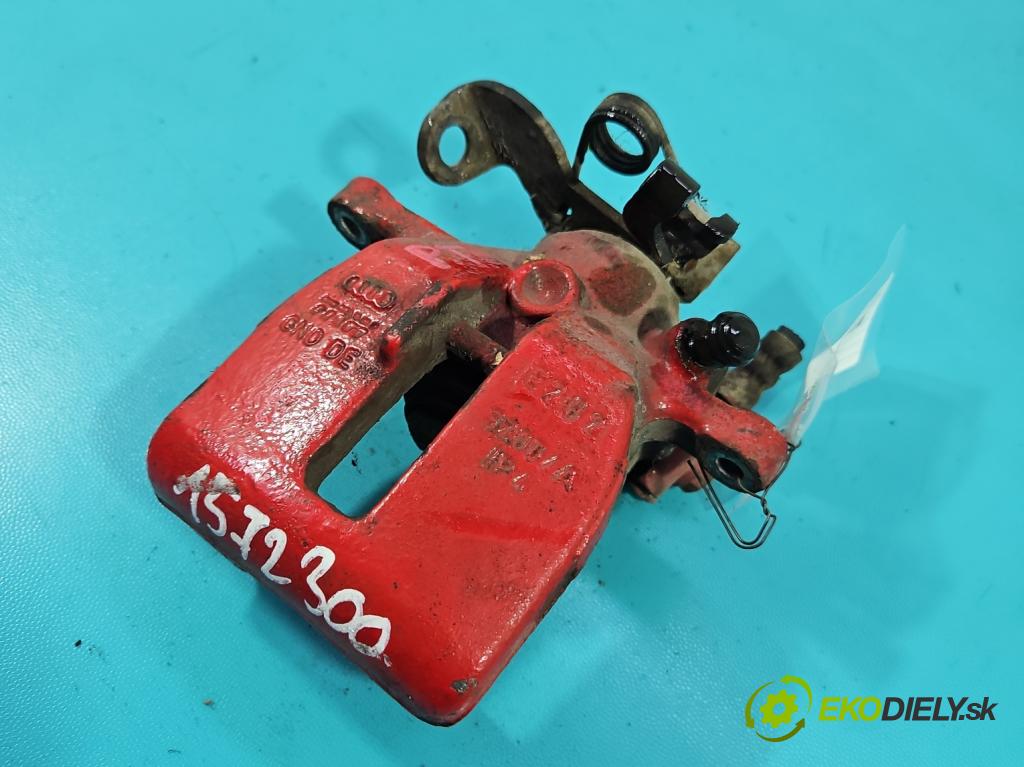 Audi A4 B7 2004-2008 3.0 tdi BKN: 204 HP automatic 150 kW 2967 cm3 5- brzdič zadné pravý  (Kľučka dverí ostatné)