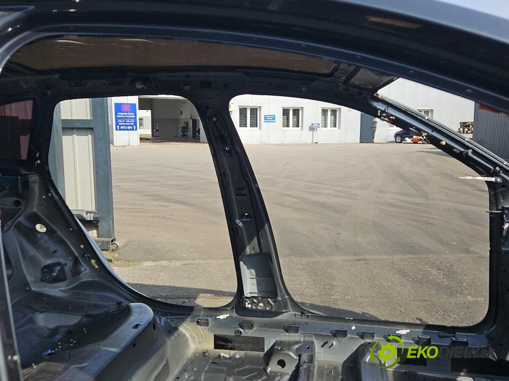 Audi A4 B9 2015-2024 2.0 TDI 190 HP automatic 140 kW 1968 cm3 5- Práh: ľavý  (Karoséria ostatné)