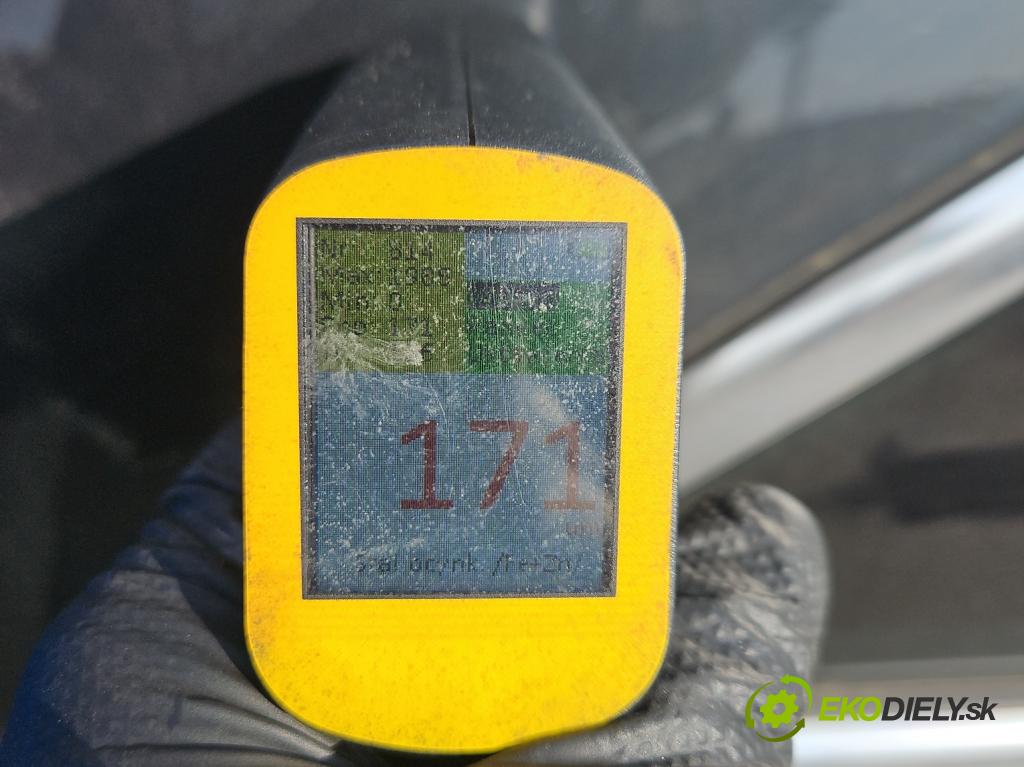 Audi A4 B9 2015-2024 2.0 TDI 190 HP automatic 140 kW 1968 cm3 5- blatník zadné pravý