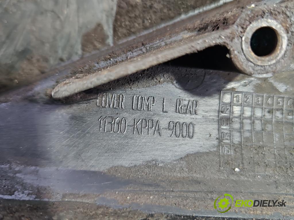 Motocykl HONDA CBR 125R 0.1b 14KM manual 10 kW 125 cm3 2- kryt plast 11360-KPPA-9000