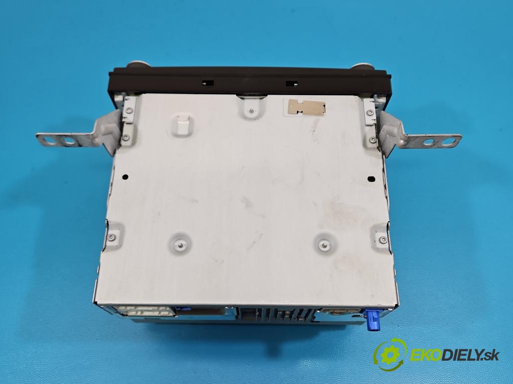 Nissan Juke I 2010-2019 1.5 dci K9K 110 HP manual 81 kW 1461 cm3 5- Radio originál 7612033033