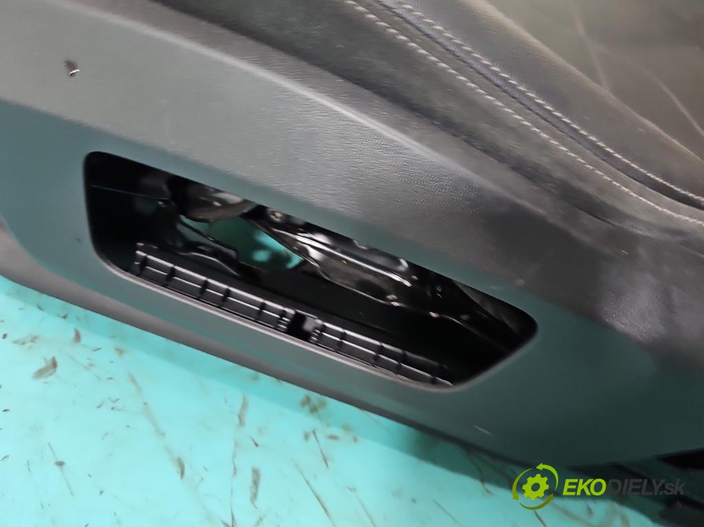 Bmw iX1 U11 0.0 elektrický: 272 HP automatic 200 kW 1 cm3 5- Sedačka ľavý  (Sedadlo)