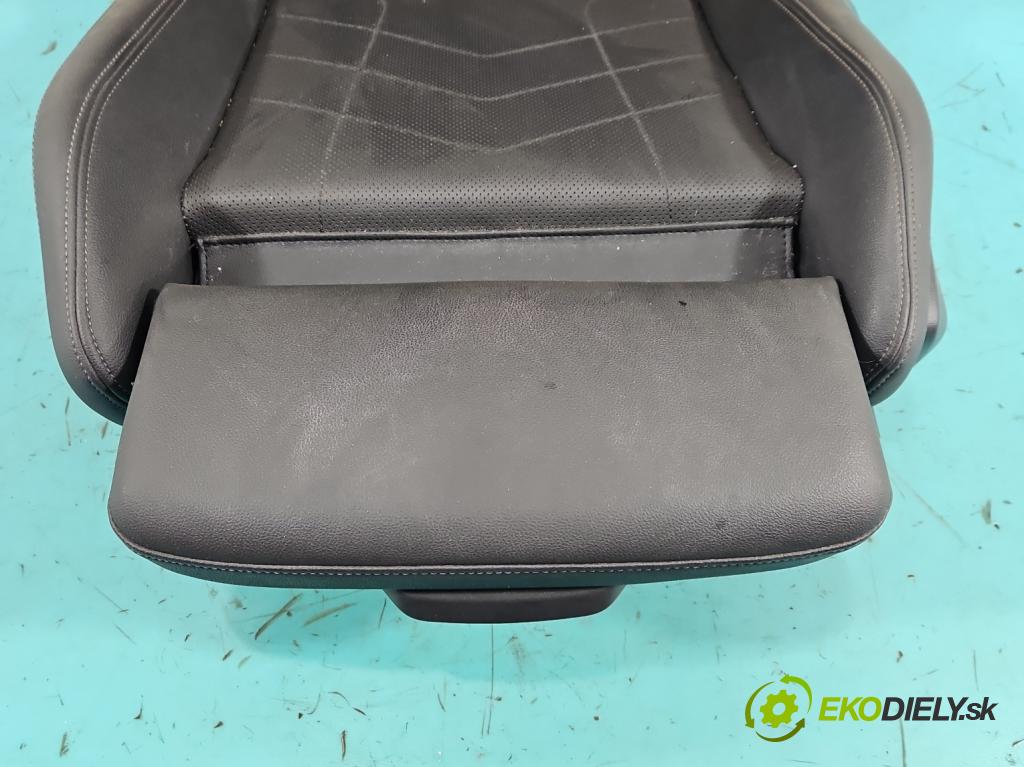 Bmw iX1 U11 0.0 elektrický: 272 HP automatic 200 kW 1 cm3 5- Sedačka ľavý  (Sedadlo)