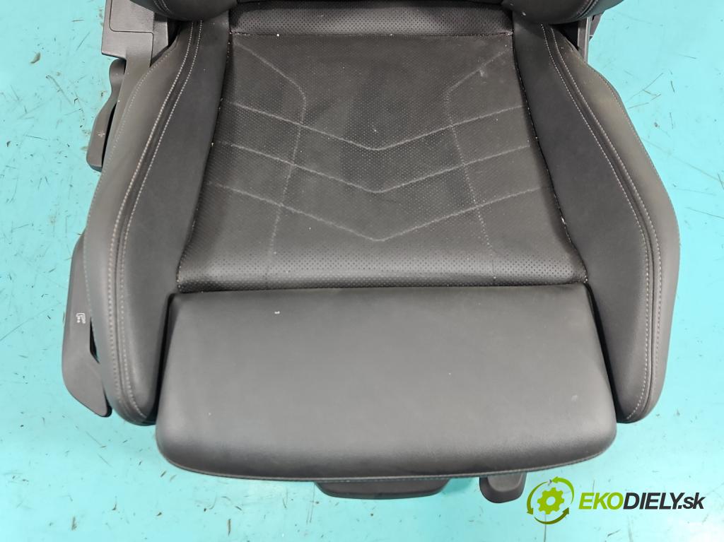 Bmw iX1 U11 0.0 elektrický: 272 HP automatic 200 kW 1 cm3 5- Sedačka pravý  (Sedadlo)