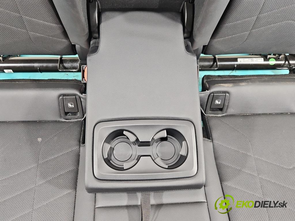 Bmw iX1 U11 0.0 elektrický: 272 HP automatic 200 kW 1 cm3 5- Pohovka: zadné  (Sedadlo)
