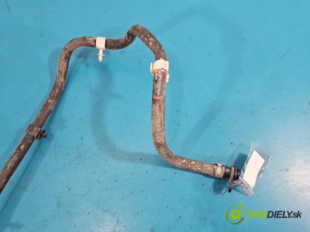 Bmw iX1 U11 0.0 elektrický: 272 HP automatic 200 kW 1 cm3 5- rúrka systému chladenia 8478442