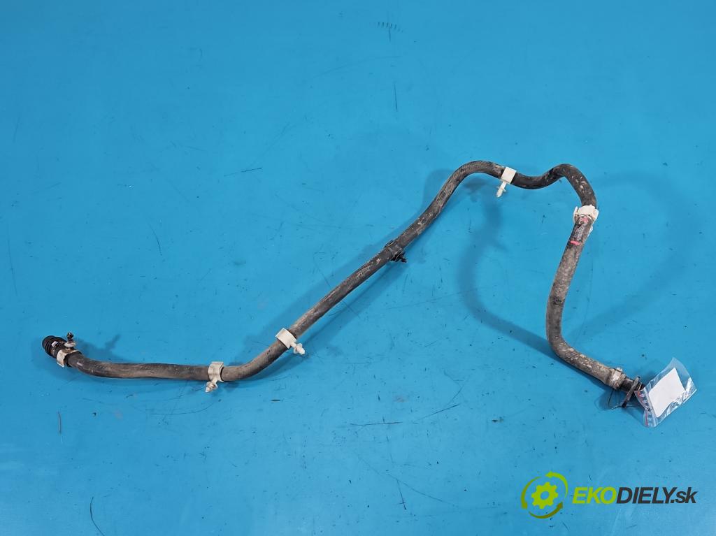 Bmw iX1 U11 0.0 elektrický: 272 HP automatic 200 kW 1 cm3 5- rúrka systému chladenia 8478442