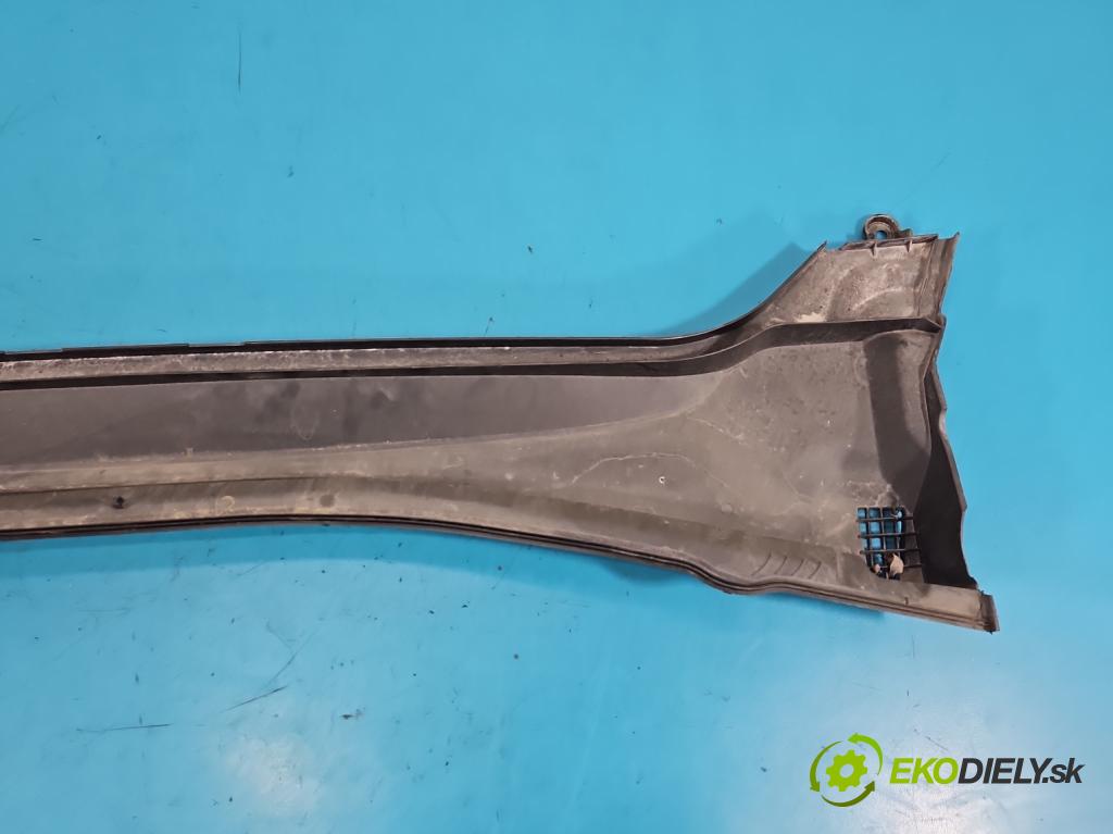 Bmw iX1 U11 0.0 elektrický: 272 HP automatic 200 kW 1 cm3 5- torpédo 9478753 (Torpédo (plast pod čelným sklom))