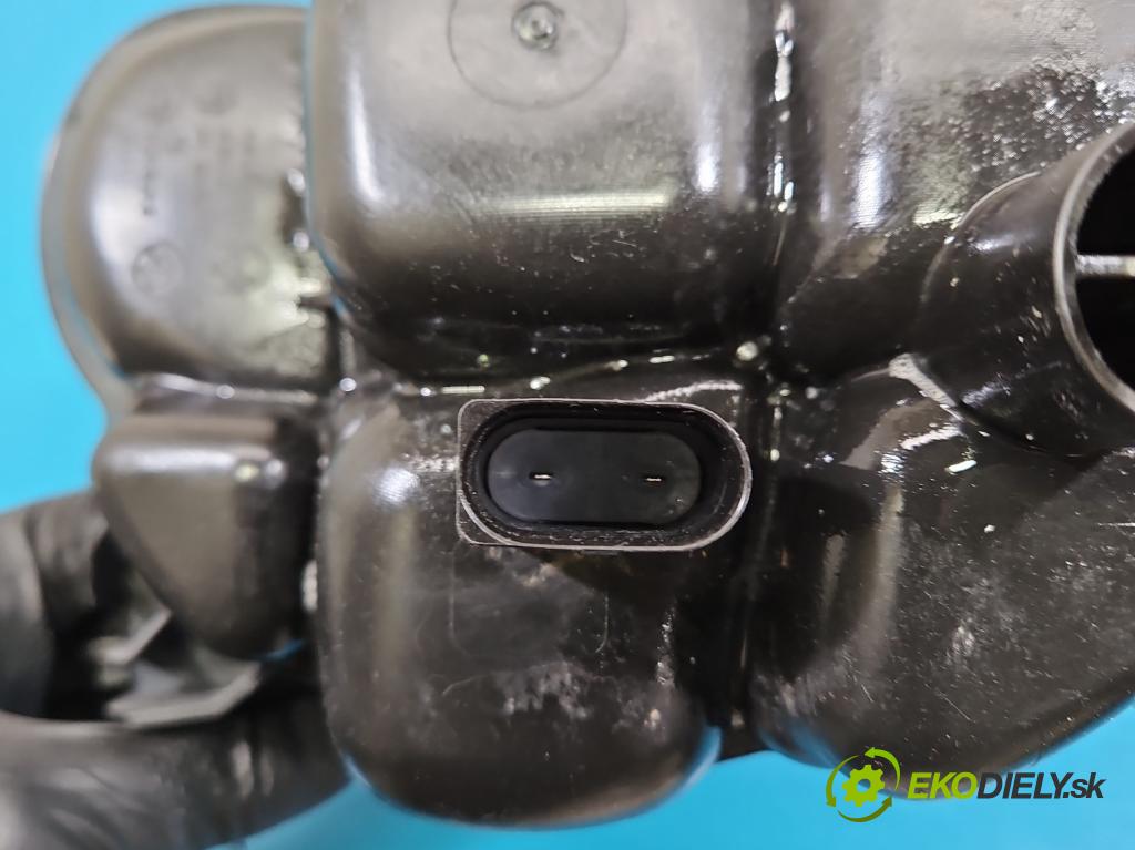 Bmw iX1 U11 0.0 elektrický: 272 HP automatic 200 kW 1 cm3 5- Nádrž: kompenzačné: 8476673