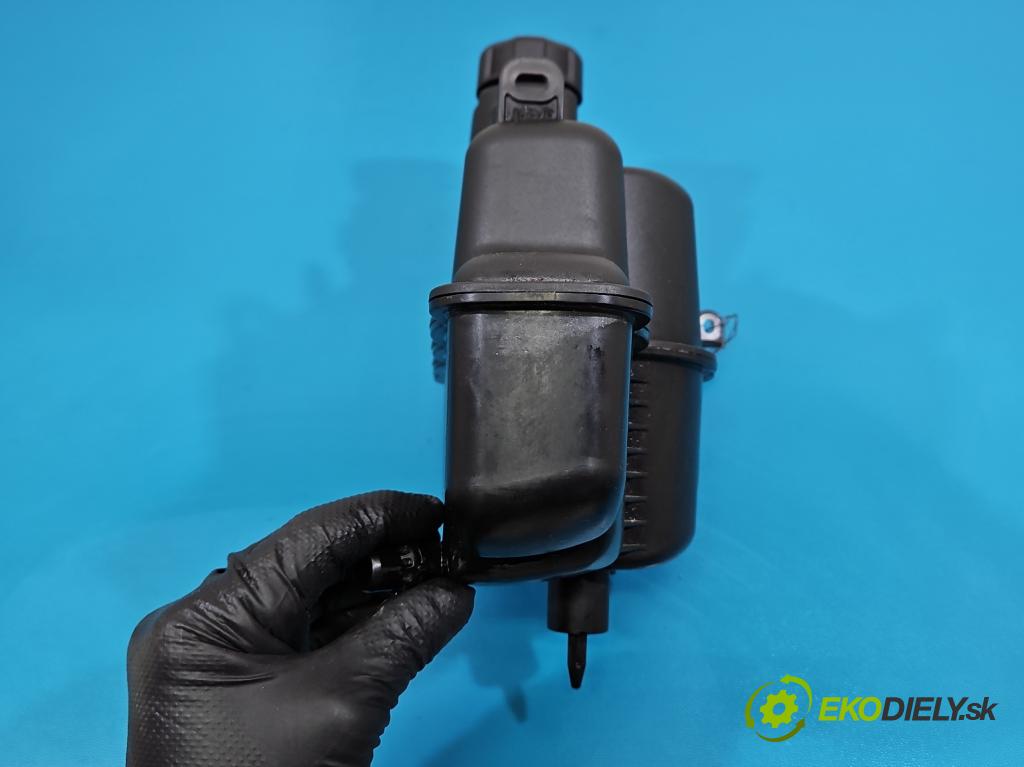 Bmw iX1 U11 0.0 elektrický: 272 HP automatic 200 kW 1 cm3 5- Nádrž: kompenzačné: 8476673