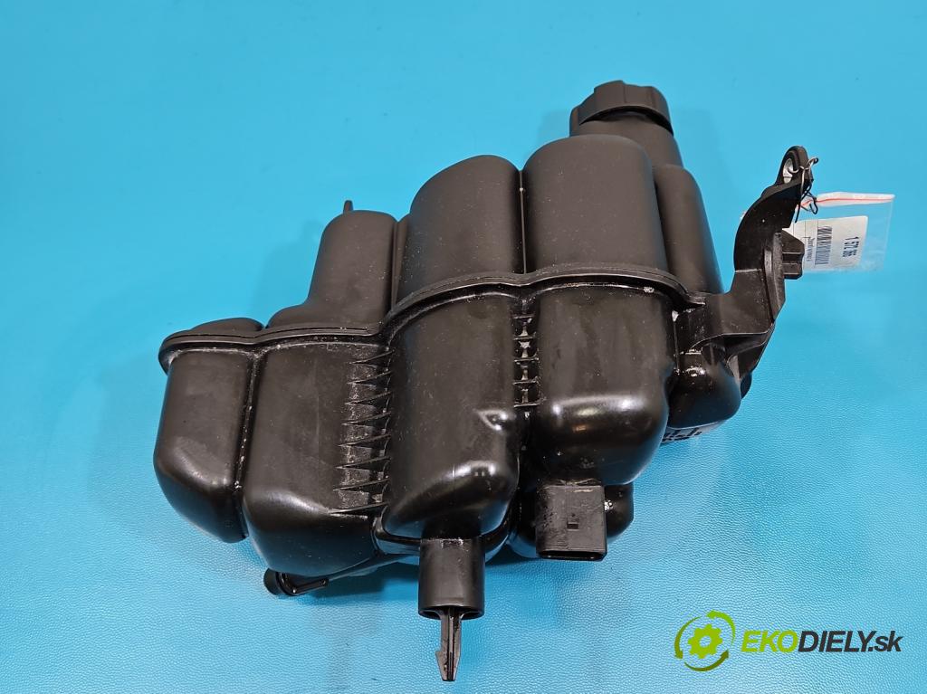 Bmw iX1 U11 0.0 elektrický: 272 HP automatic 200 kW 1 cm3 5- Nádrž: kompenzačné: 8476673