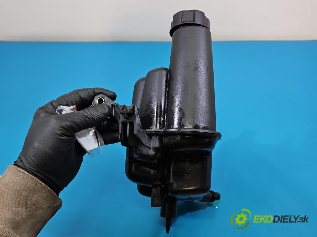 Bmw iX1 U11 0.0 elektrický: 272 HP automatic 200 kW 1 cm3 5- Nádrž: kompenzačné: 8476673