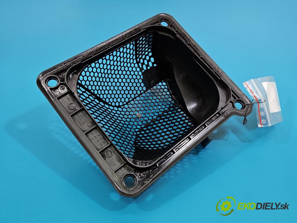 Bmw iX1 U11 0.0 elektrický: 272 HP automatic 200 kW 1 cm3 5- Vstup: vzduchu 6824632