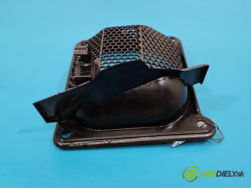 Bmw iX1 U11 0.0 elektrický: 272 HP automatic 200 kW 1 cm3 5- Vstup: vzduchu 6824632