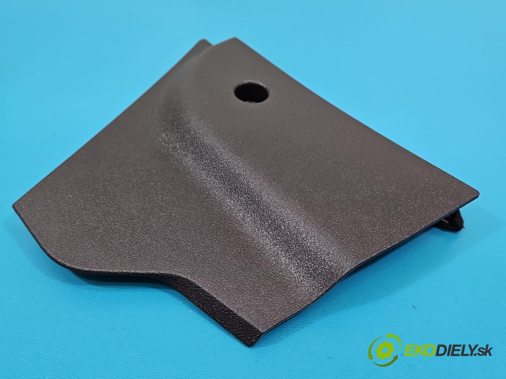 Bmw iX1 U11 0.0 elektrický: 272 HP automatic 200 kW 1 cm3 5- kryt plast 1437672