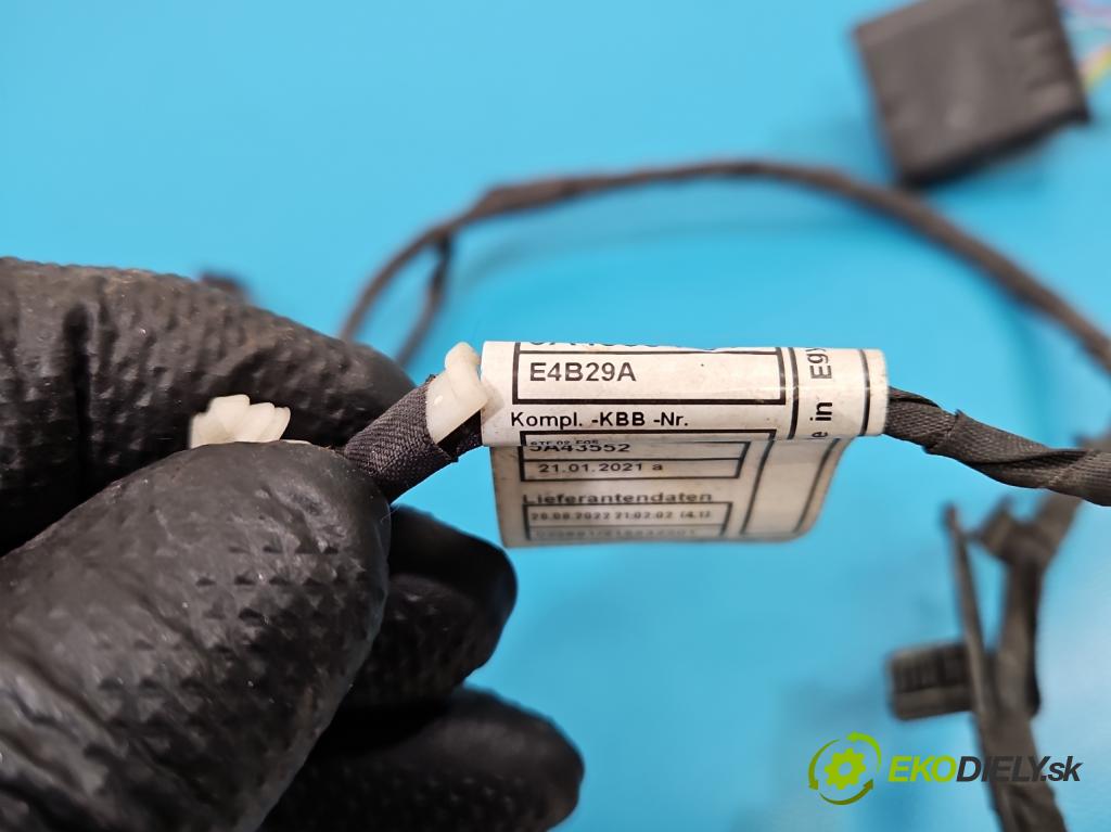 Bmw iX1 U11 0.0 elektrický: 272 HP automatic 200 kW 1 cm3 5- Zväzok: nárazník predné 5A43552