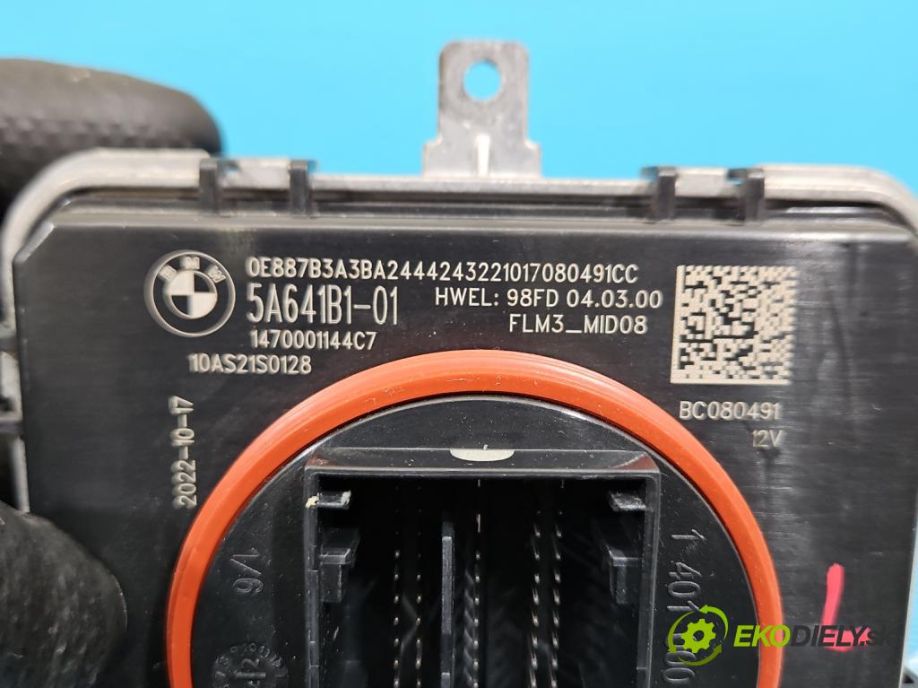 Bmw iX1 U11 0.0 elektrický: 272 HP automatic 200 kW 1 cm3 5- modul lampy: 5A641B1-01