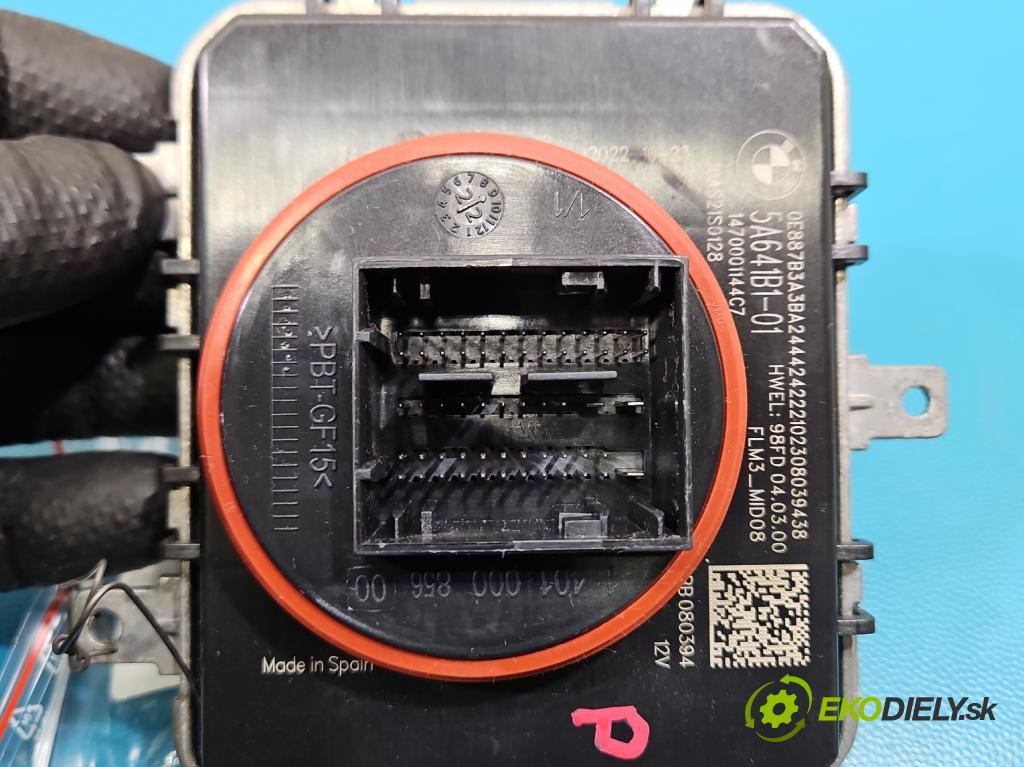 Bmw iX1 U11 0.0 elektrický: 272 HP automatic 200 kW 1 cm3 5- modul lampy: 5A641B1-01