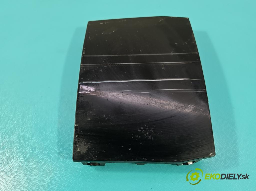 Bmw iX1 U11 0.0 elektrický: 272 HP automatic 200 kW 1 cm3 5- kryt plast 5A076D4