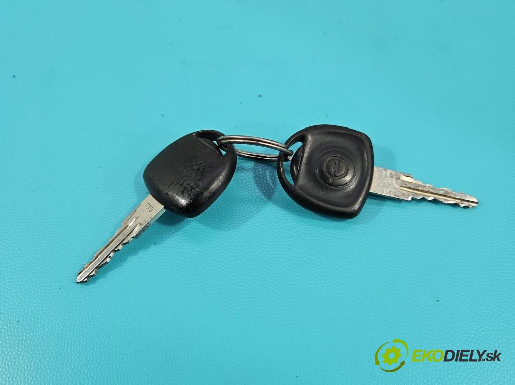 Opel Astra II 1998-2009 1.6 8V 84KM manual 62 kW 1598 cm3 5- riadiaca jednotka motora 09353509