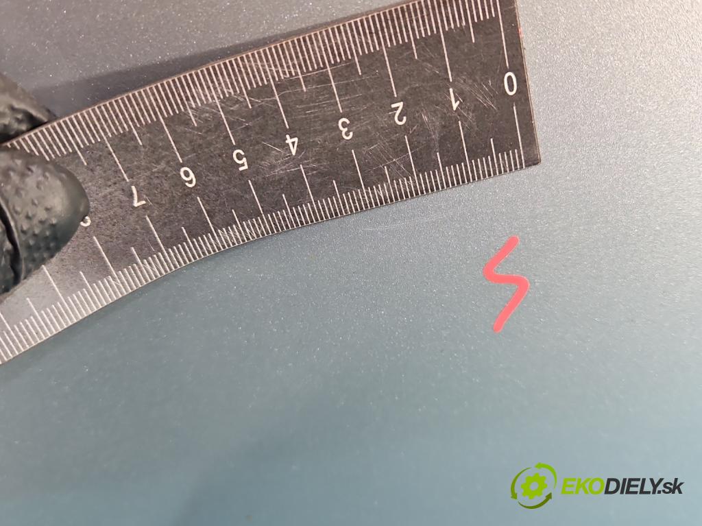 Seat Leon II 2005-2012 1.6 SR 102 HP manual 75 kW 1595 cm3 5- dvere predné pravé  (Kľučka dverí ostatné)