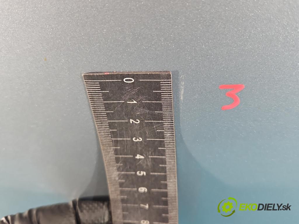 Seat Leon II 2005-2012 1.6 SR 102 HP manual 75 kW 1595 cm3 5- dvere predné pravé  (Kľučka dverí ostatné)