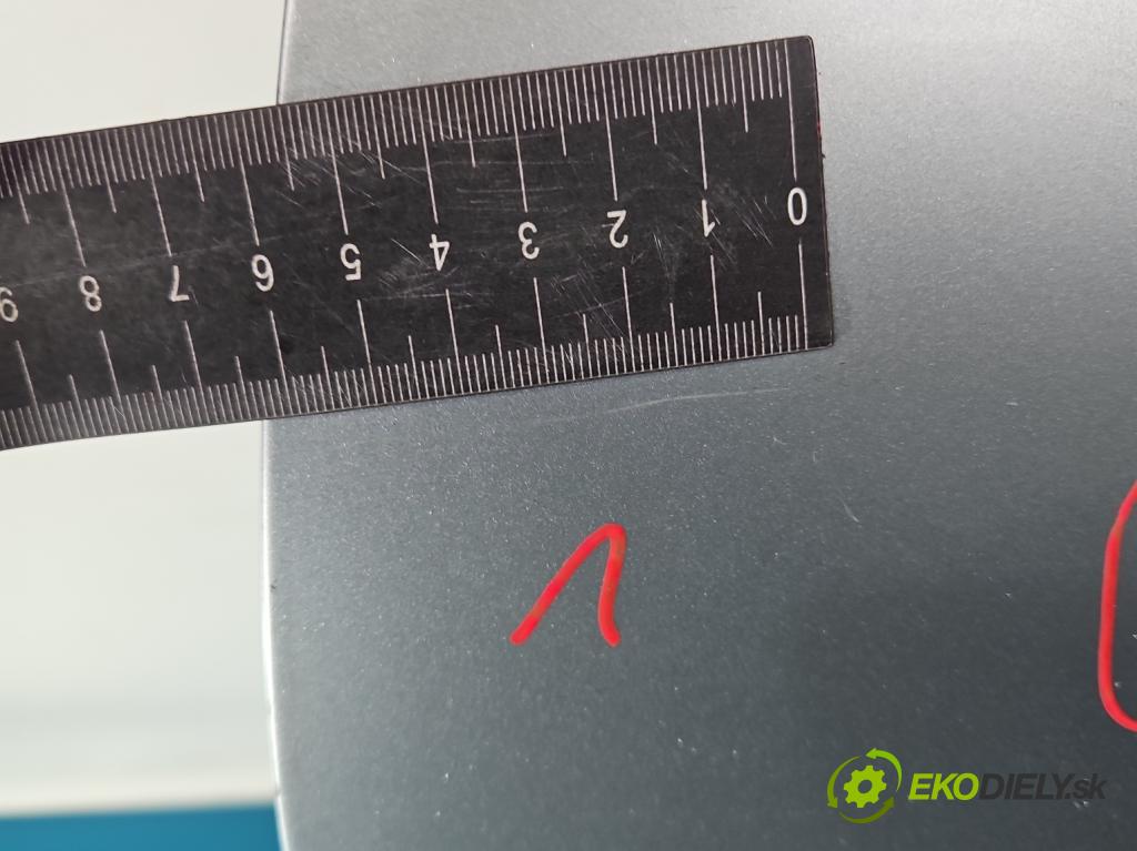 Seat Leon II 2005-2012 1.6 SR 102 HP manual 75 kW 1595 cm3 5- dvere zadné pravé  (Kľučka dverí ostatné)