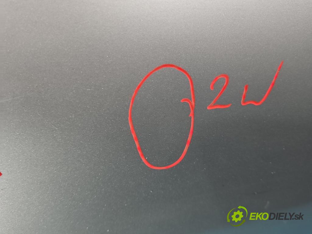 Seat Leon II 2005-2012 1.6 SR 102 HP manual 75 kW 1595 cm3 5- dvere zadné pravé  (Kľučka dverí ostatné)