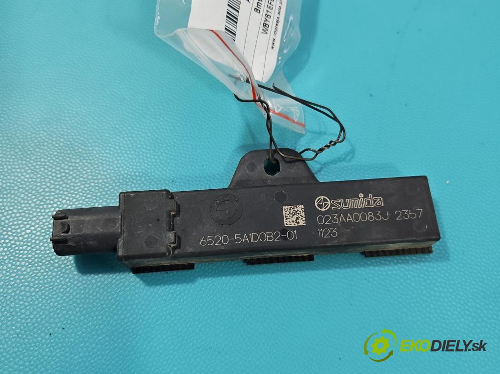 Bmw iX1 U11 0.0 elektrický: 272 HP automatic 200 kW 1 cm3 5- Antena 5A1D0B2-01