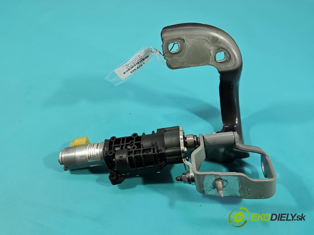 Audi A4 B9 2015-2024 2.0 TDI 190 HP automatic 140 kW 1968 cm3 5- Aktuátor: kufrové dvere ľavý 8W9827851D