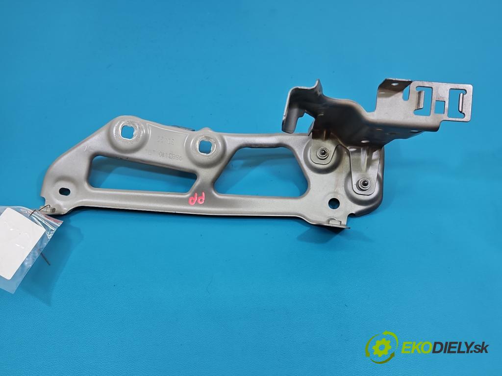 Bmw iX1 U11 0.0 elektrický: 272 hp automatic 200 kW 1 cm3 5- Upevnění: 9883402